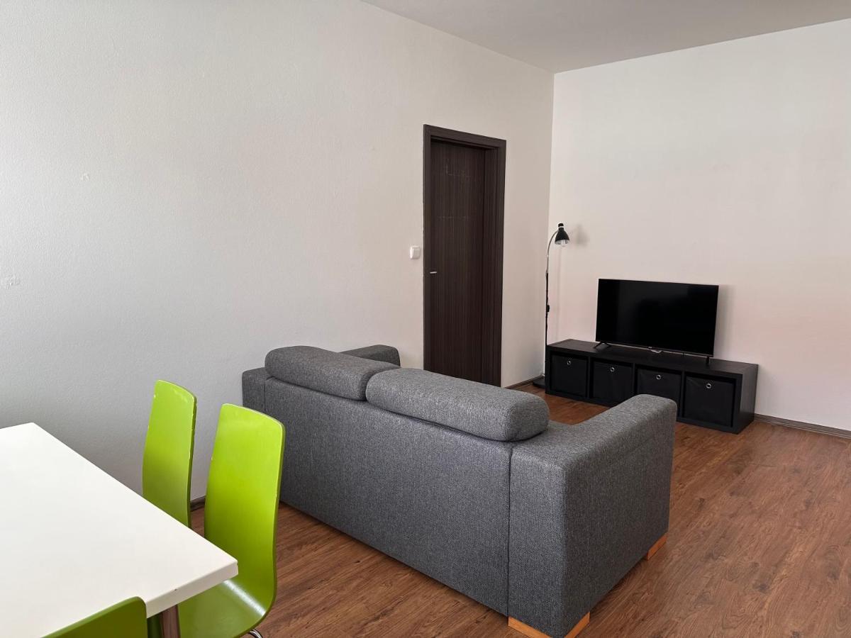 Apartman Ab Kryte Parkovani Zdarma Budweis Exterior foto