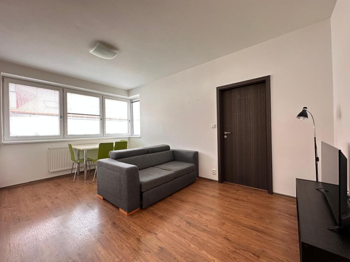 Apartman Ab Kryte Parkovani Zdarma Budweis Exterior foto